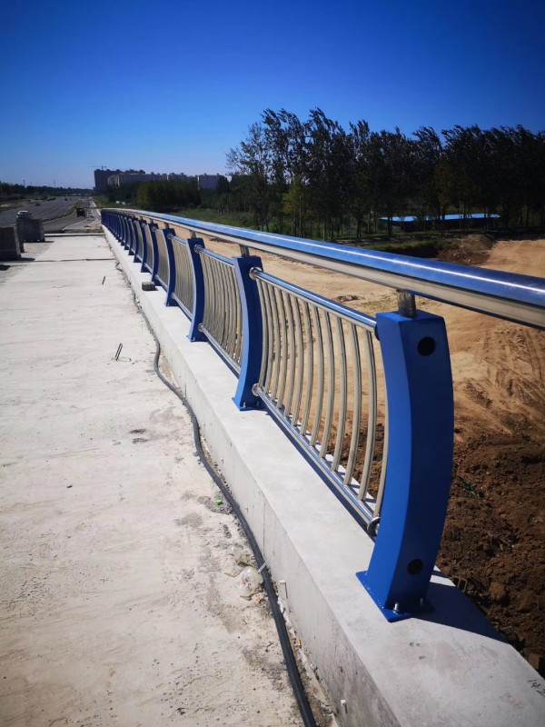 304不銹鋼復(fù)合管欄桿